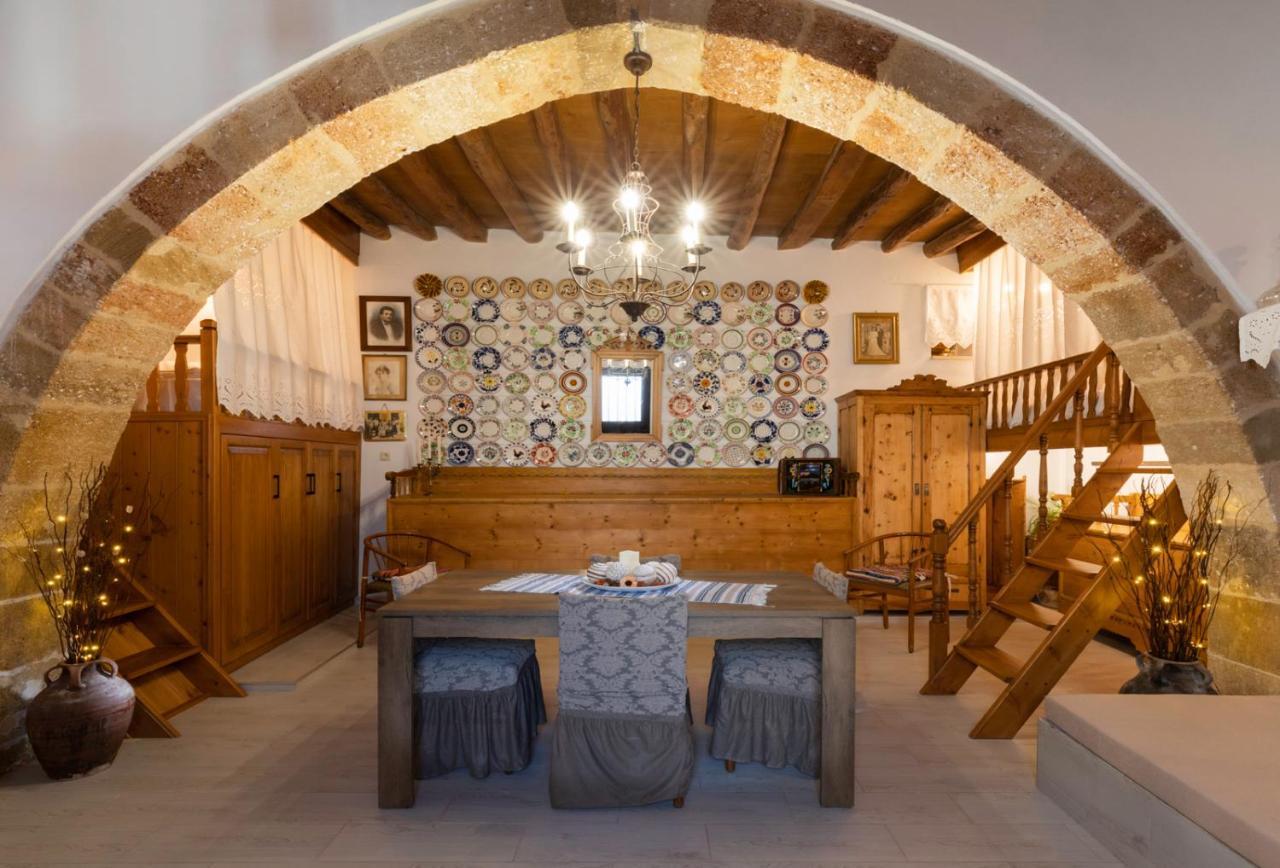 "Finio" Traditional House Lägenhet Archangelos  Exteriör bild